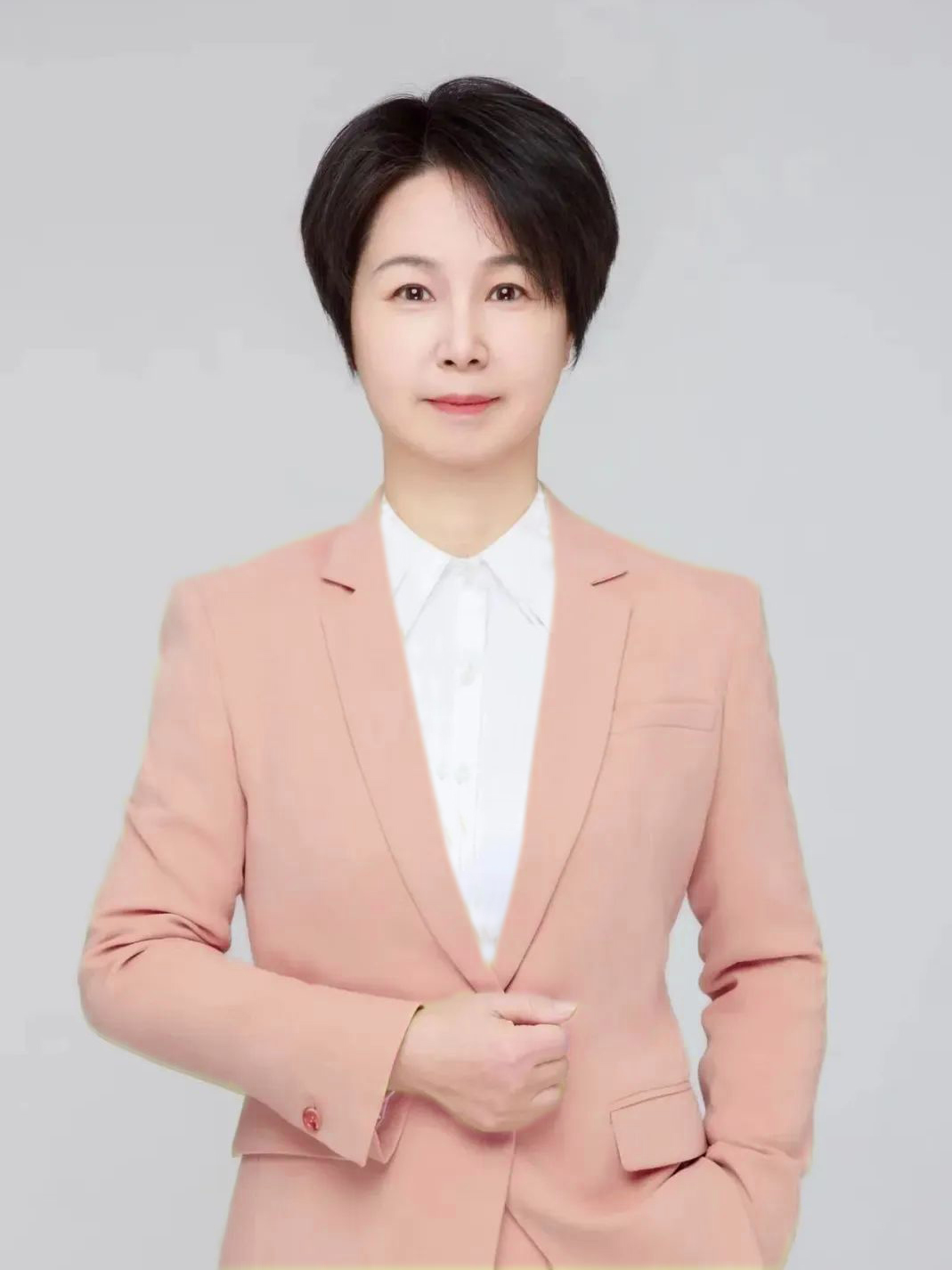 龚会长照片2025.jpg 龚会长照片2025.jpg