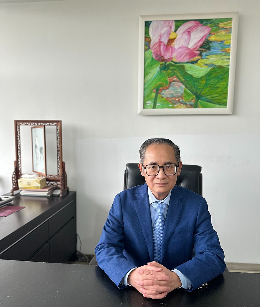 无锡纺织工业协会会长 谢志钢 拷贝.jpg 无锡纺织工业协会会长 谢志钢 拷贝.jpg