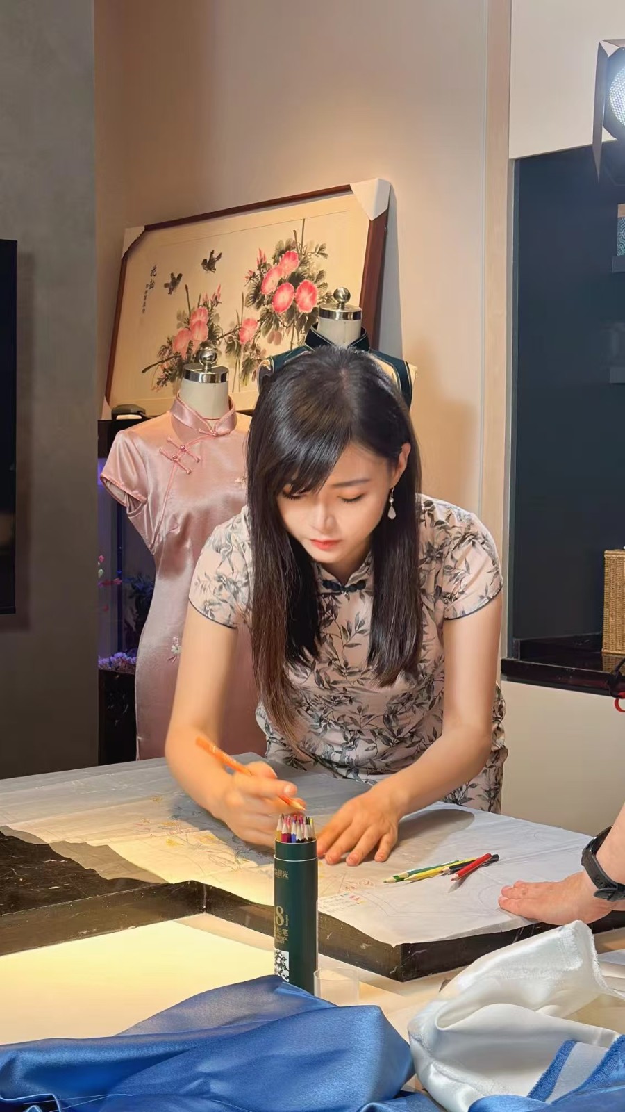 微信图片_20251020174839.jpg